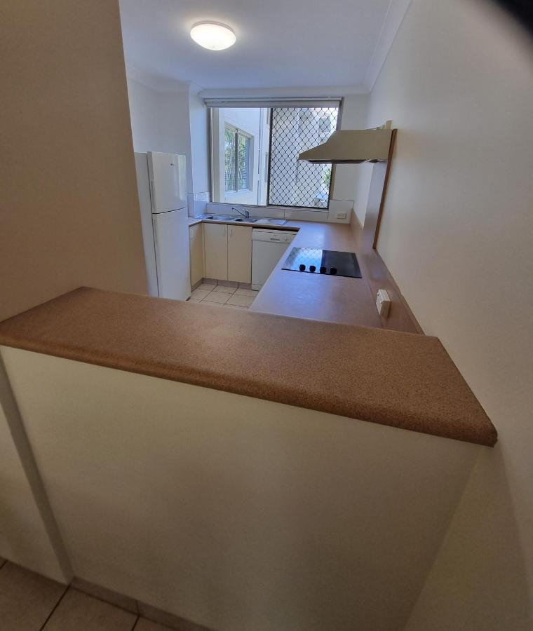Santa Monica - Hosted By Burleigh Letting * Gold Coast